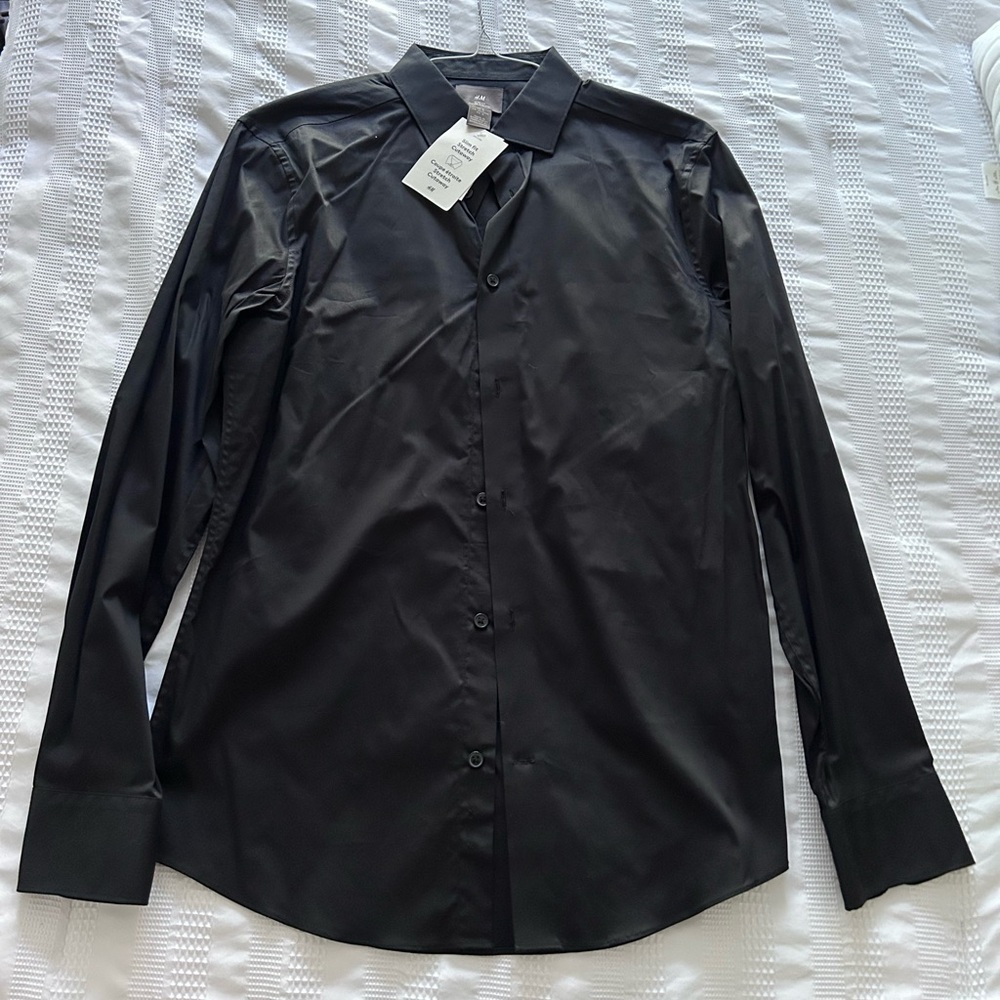 Men's Black Dress Shirt Slim Fit Medium HM NWT